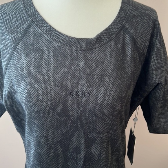 DKNY l NWT Snake Print Sport Dress - Picture 2 of 5